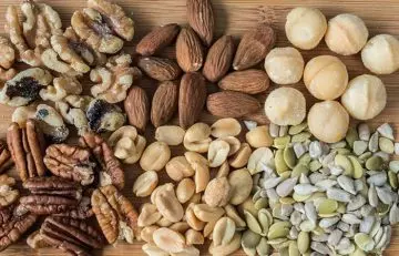 Seeds and nuts for vaginal discharge odor