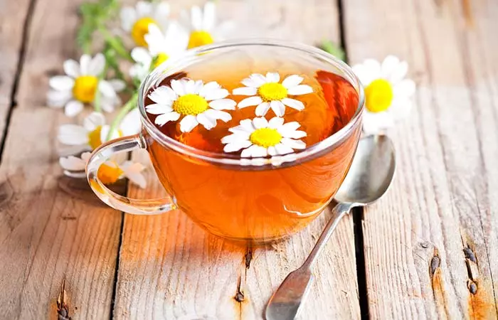 Drink chamomile tea to naturally gain weight at home