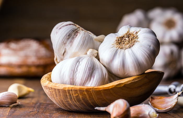 How To Increase Metabolism - Consume Garlic