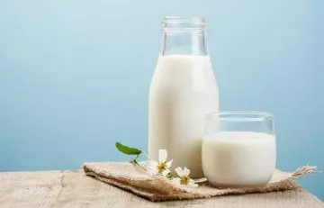 Drink milk to naturally gain weight at home