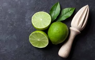 Use lime juice to get rid of chickenpox