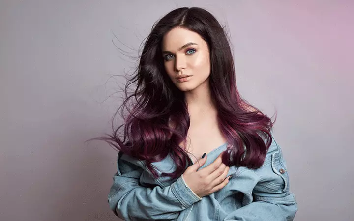 A subtle brunette plum hair color