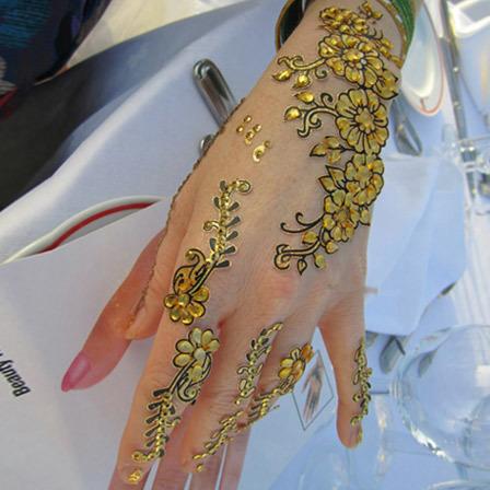 Beaded mehndi sticker