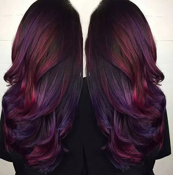 Double plum waves hair color idea