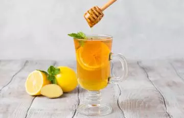 Lemon and honey to get rid of laryngitis