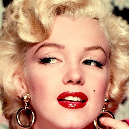Marilyn Monroe with moles on face