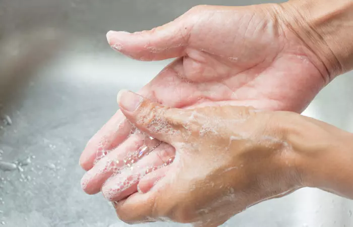 Antibacterial benefits of soapnut make it an ideal handwash