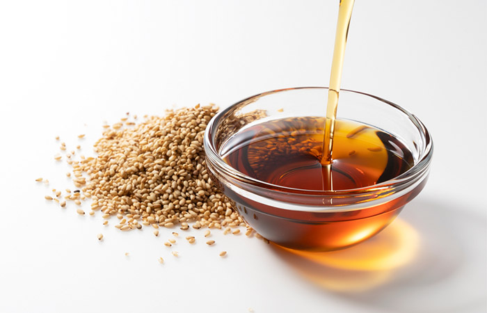 Sesame oil relieves dry nose