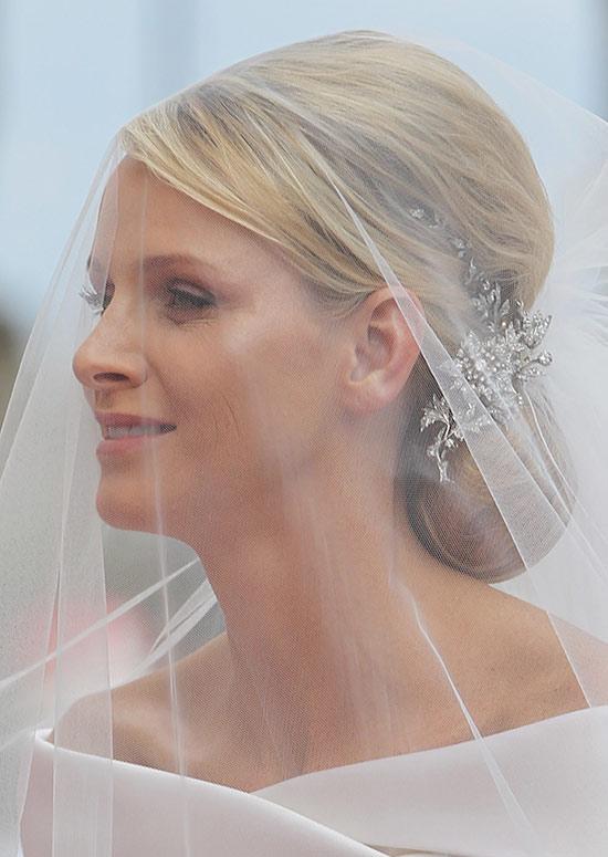 Simple-Low-Bun-with-Puffy-Crown-and-Side-Sweep