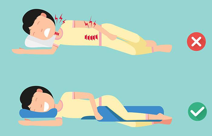 Stomach Sleepers Must Place A Pillow Under Their Abdomen And Pelvis To Ease The Strain On Pinit Stomach Sleepers Must Place A Pillow Under Their Abdomen And Pelvis To Ease The Strain On Pinit