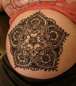 Top 10 Most Loved Belly Henna Designs...