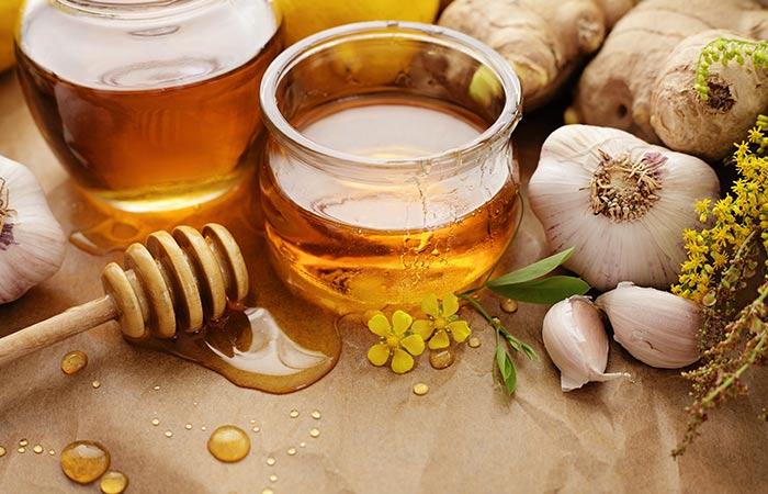 Home Remedies For Jock Itch - Garlic And Honey 8.-Garlic-And-Honey