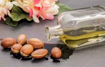 Argan oil to get wrinkle-free skin