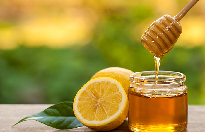 Lemon and honey for winter skin care