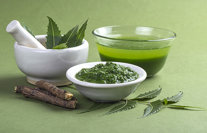 Neem reduces rashes under the breast