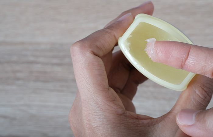 Petroleum jelly for winter skin care