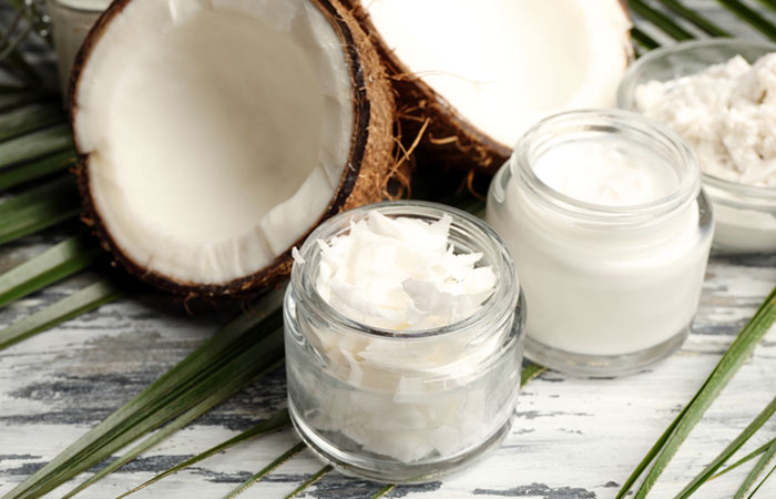 Coconut oil for skin tightening