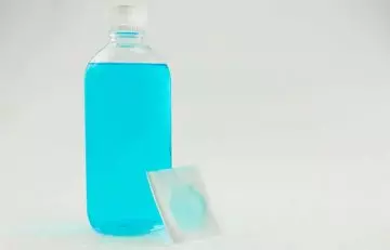 Rubbing alcohol for reducing body odor