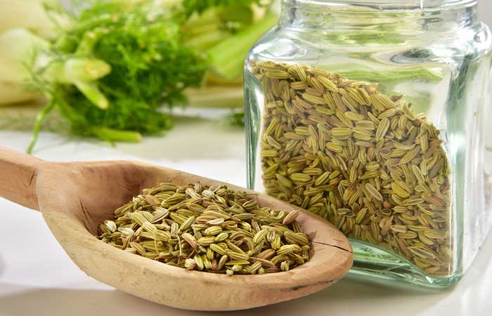 Fennel seeds for reducing body odor