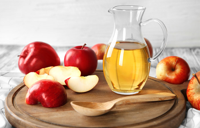 Apple cider vinegar for corns and calluses