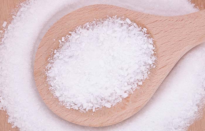 Epsom salt soak for knee joint pain