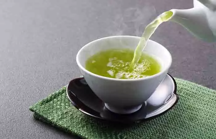 Green tea as a remedy for hives