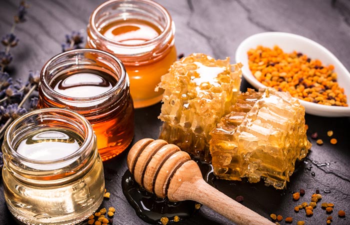 Use honey to brighten dull skin
