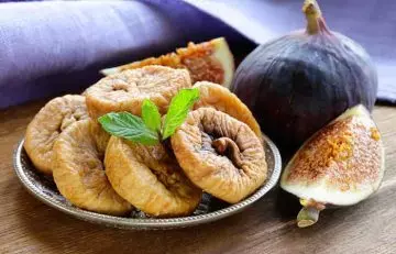 Dried figs to get rid of piles