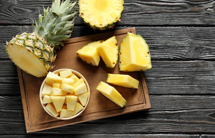 Use pineapple to brighten dull skin