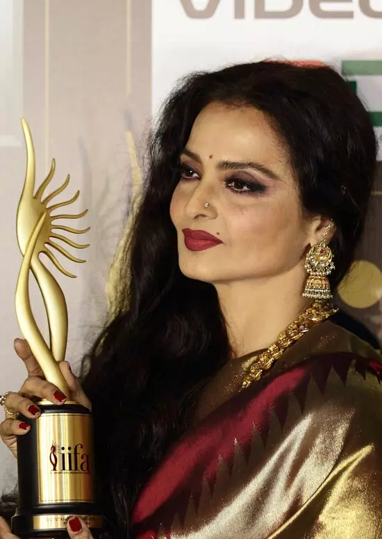 Top 50 Indian Actresses With Stunning Long Hair - Rekha
