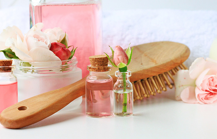 Rose water for prickly heat