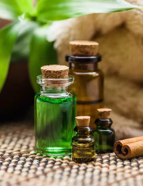 Tea tree oil for skin itching