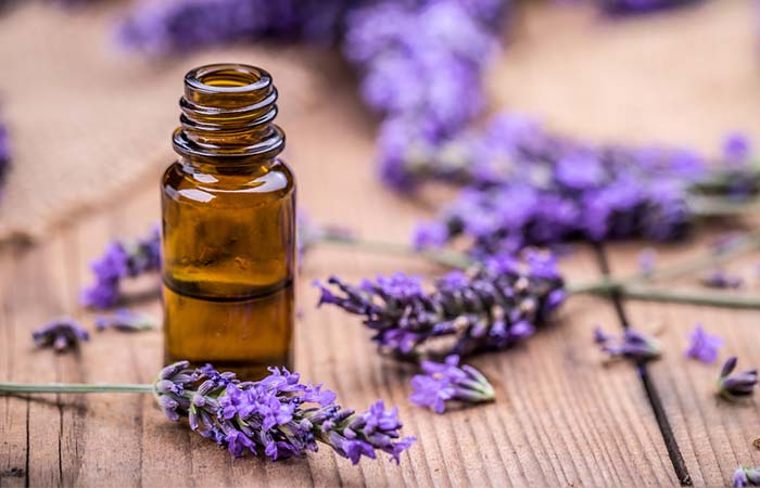 Lavender oil for reducing body odor