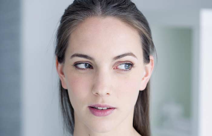 Eye Exercises To Relax And Strengthen Your Eye Muscles - The Sidelong Glance