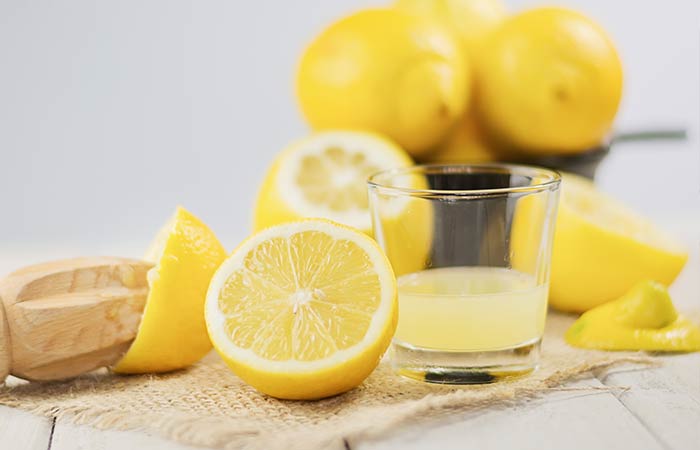 Home Remedies For Dry Eyes - Lemon Juice