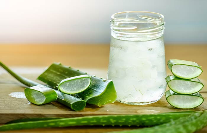 Home Remedies For Dry Eyes - Aloe Vera