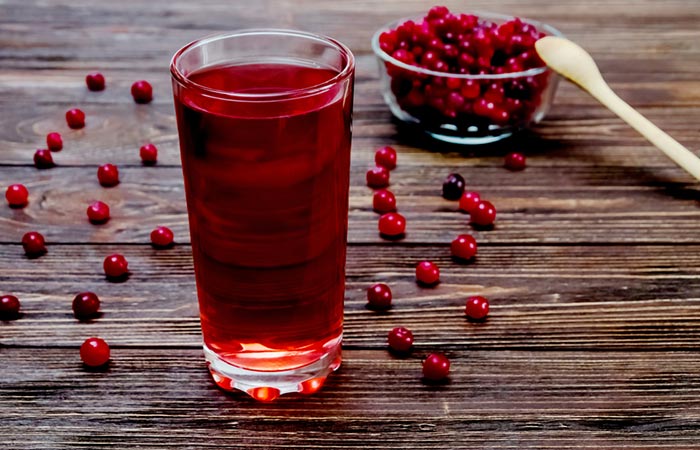 Cranberry juice is a home remedy for bleeding gums