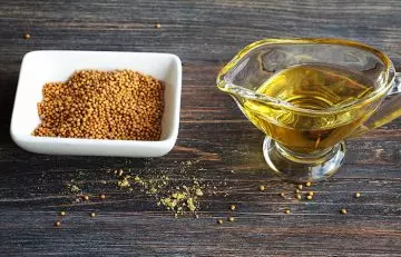 Mustard oil and salt for gingivitis