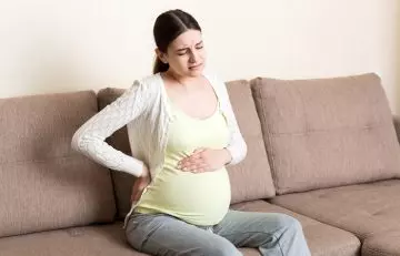 Pregnant woman experiences contractions due to feverfew