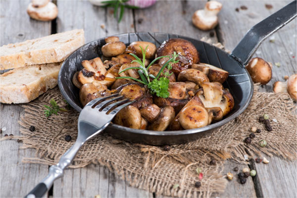 Roasted mushrooms with fresh herbs