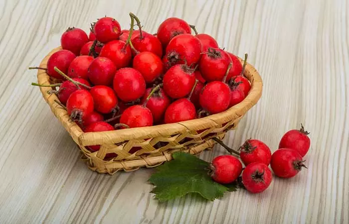 Hawthorne berries for leg ulcers
