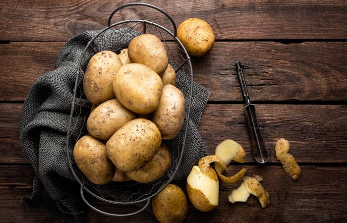 11.-Potato-For-Skin-Moles