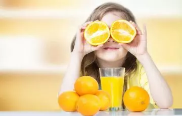 Citrus fruits maintain the health of your eyes