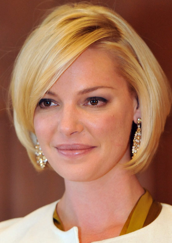 Short straight bob workout hairstyle
