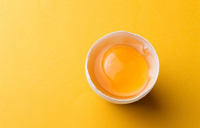 Egg yolk to regrow eyebrows naturally