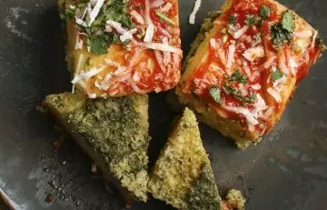 Oats and palak dhokla is among the best oil-free snacks
