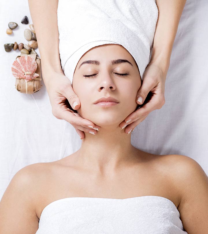 7 Simple Steps To Give Yourself A Facial Massage At Home