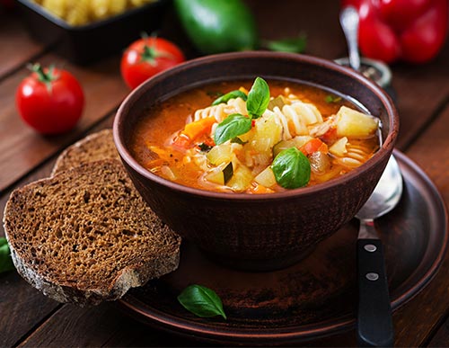 10 Yummy And Quick Vegetable Soup Recipes For Weight Loss