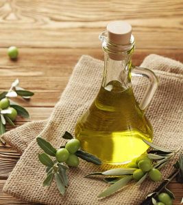 10 Easy Ways To Use Olive Oil To Get Rid Of Acne Scars