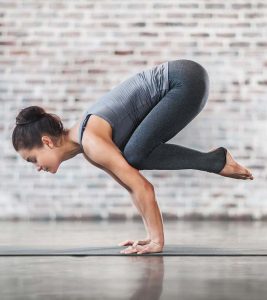 7 Effective Yoga Poses For Muscle Bui...